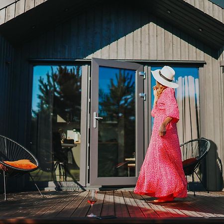 Atputas Komplekss Pazust Priedes - Sunset House Bernāti 외부 사진
